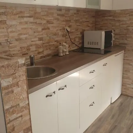 Apartman Karla * Kastela