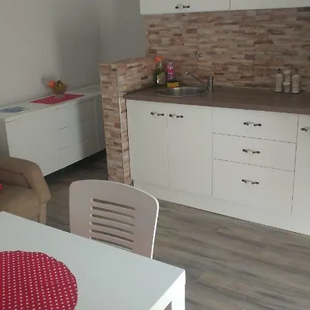Apartman Karla Kastela
